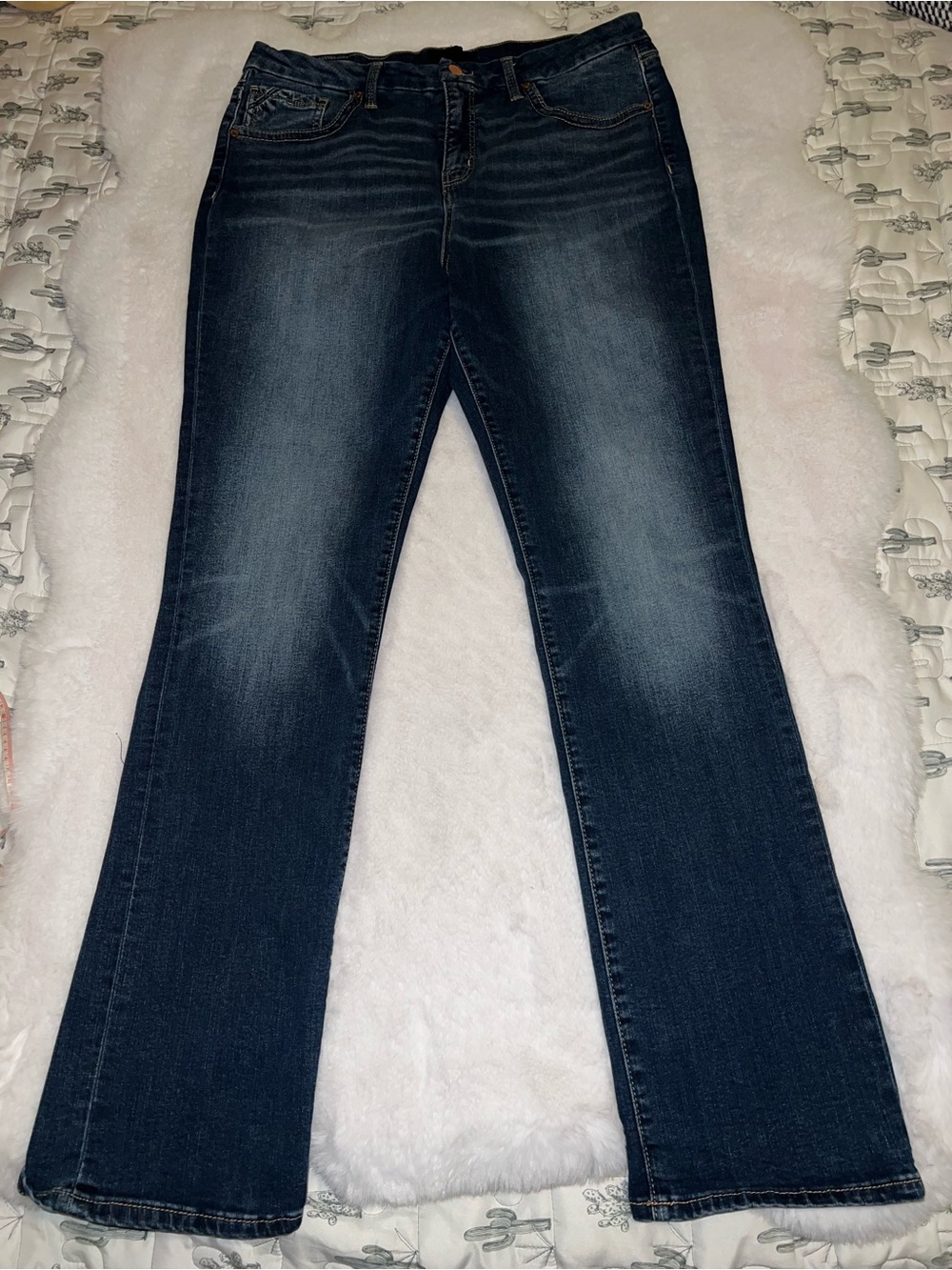 Buckle curvy Straight Leg Jeans with Faded Whiskering